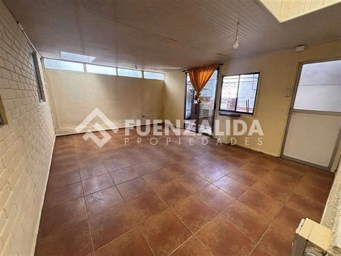 Casa en venta de 2 dorm. espaciosa para local en Maipú - Imagen 21