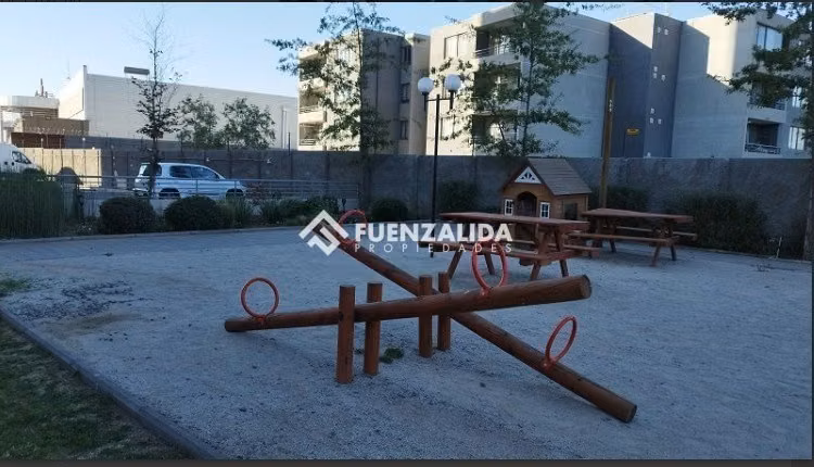 Departamento en arriendo de 2 dorm. en Maipú