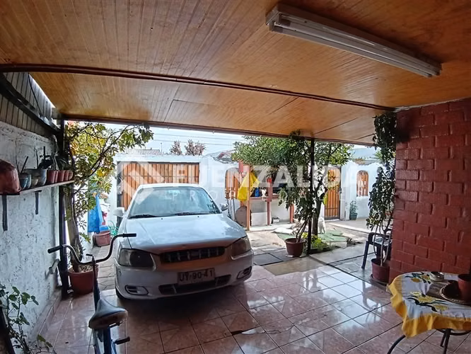 Casa en venta de 3 dorm. en Maipú