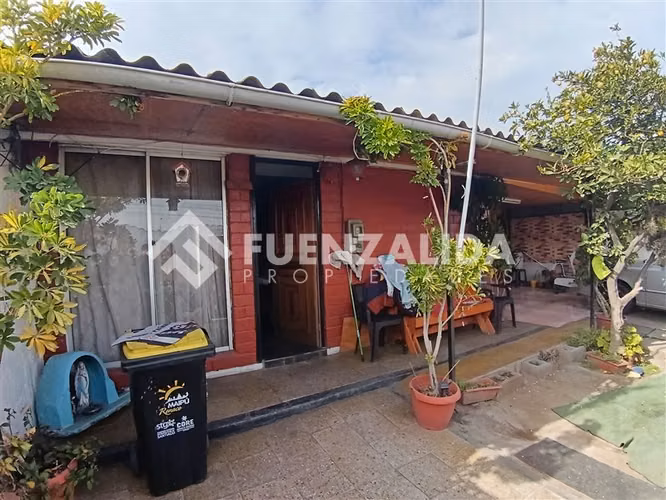 Casa en venta de 3 dorm. en Maipú