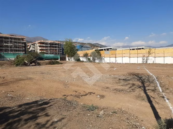 Terreno Construccion  en Venta en Lo Barnechea