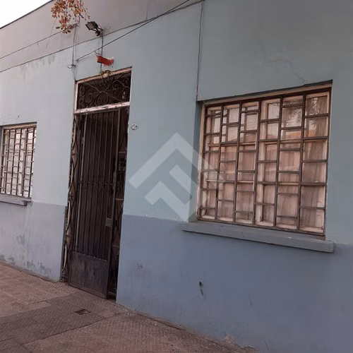 Casa en venta de 5 dorm. en Santiago