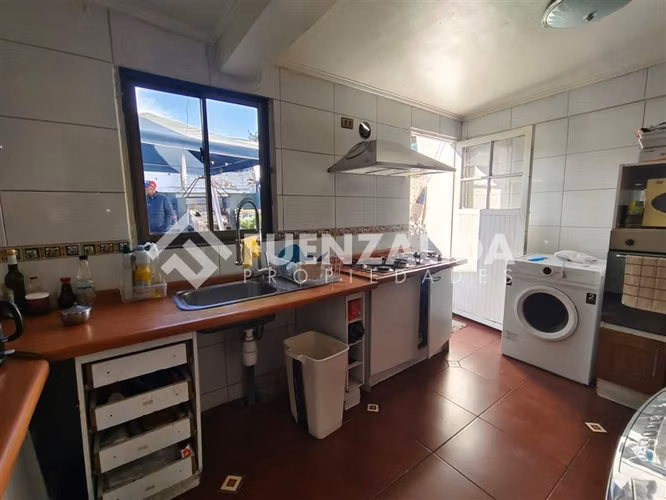 Casa en venta de 3 dorm. en La Granja acepta subsidio