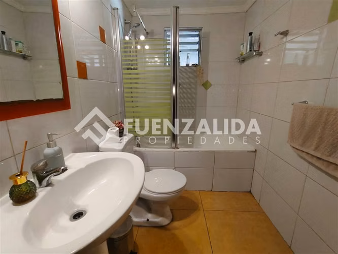 Casa en venta de 3 dorm. en La Granja acepta subsidio