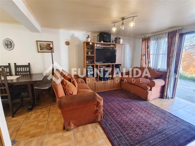 Casa en venta de 3 dorm. en La Granja acepta subsidio