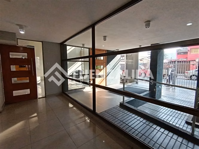 Departamento en venta de 1 dorm. en Estación Central