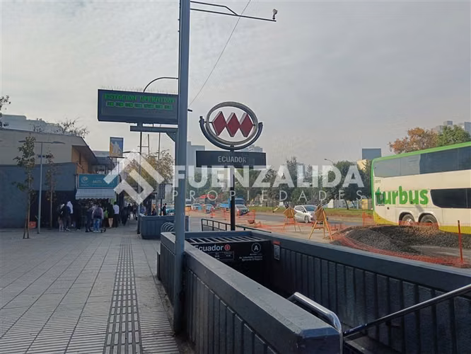 Departamento en venta de 1 dorm. en Estación Central