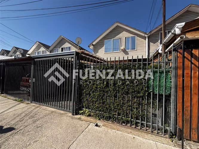 Casa en venta de 3 dorm. en Maipú