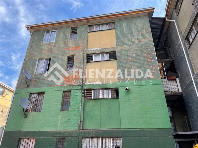 Departamento en venta de 2 dorm. en Maipú