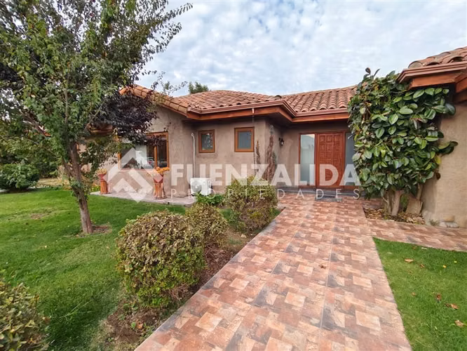 Casa enventa. Condominio, Santa ana de Chena,Maipú