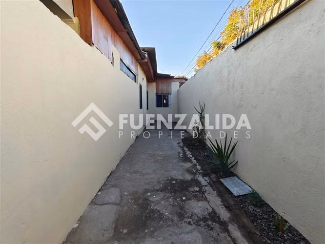 Casa en venta de 4 dorm. en Estación Central