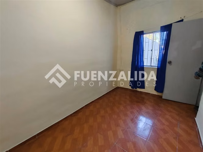 Casa en venta de 4 dorm. en Estación Central