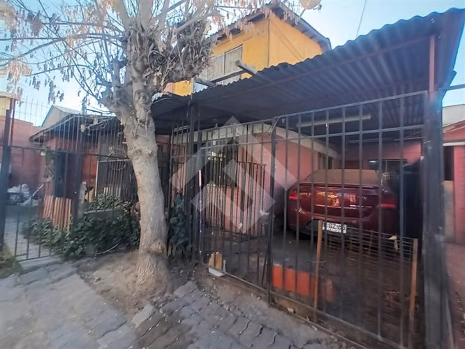 Casa en venta de 3 dorm. en Maipú