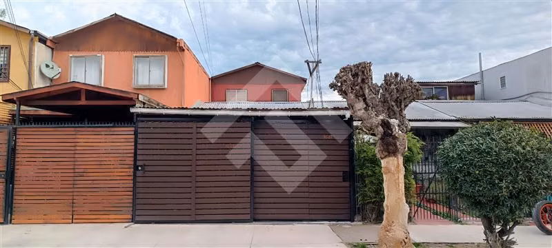 Casa en venta de 2 dorm.1 baño en Maipú
