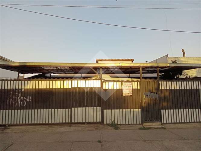 Casa en venta de 5 dorm. en Maipú - Imagen 2