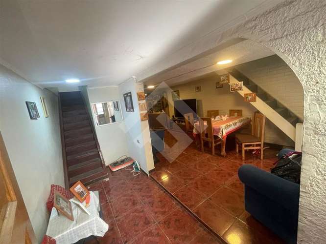 Casa en venta de 5 dorm. en Maipú - Imagen 2