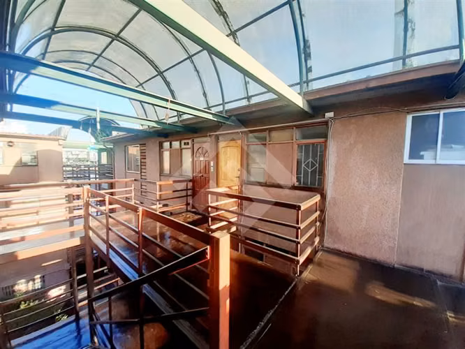 Dep. en venta de 3 dorm. con Estacionamiento Metro Las Rejas