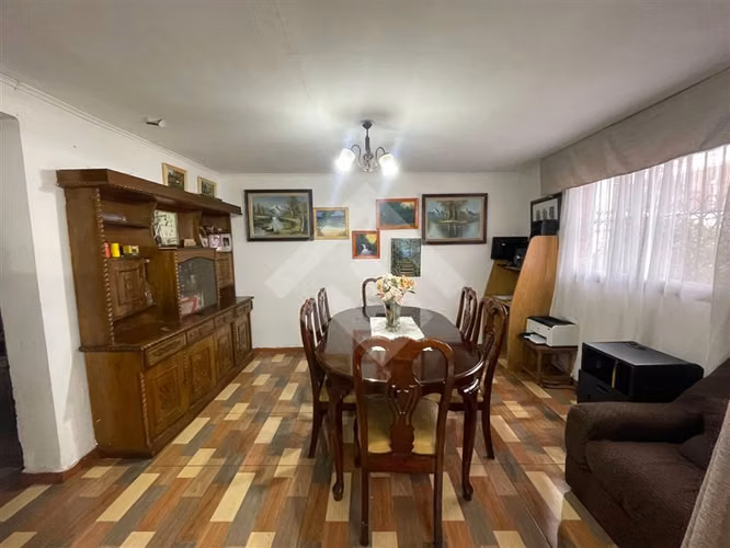 Casa en venta de 4 dorm. en Maipú - Imagen 3
