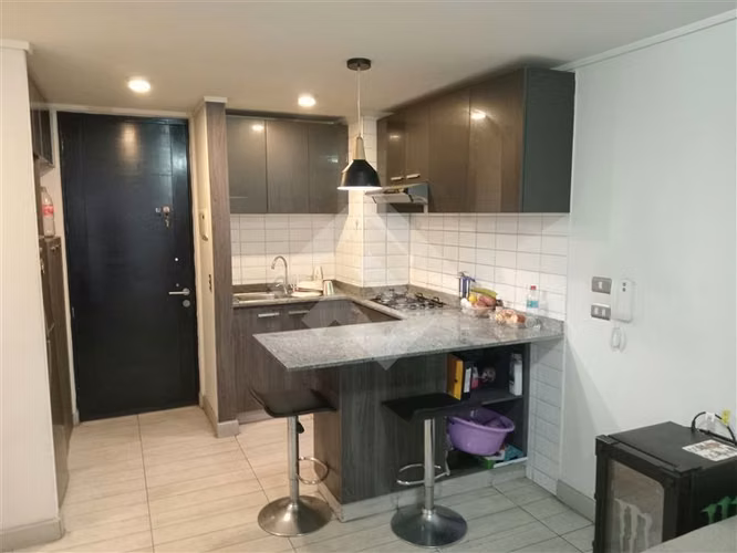 Departamento en venta de 2 dorm. en Estación Central