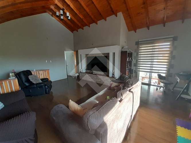 Amplia Casa en venta de 5 dorm. 3 baños en Maipú - Imagen 16