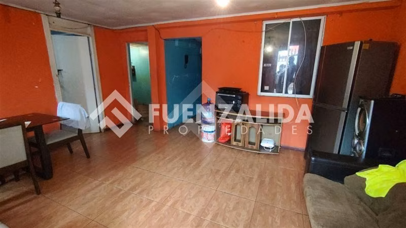 Departamento primer piso en venta de 3 dorm. en Maipú