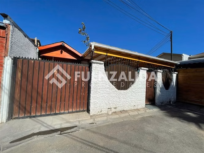 Casa en venta de 3 dorm. en Cerrillos - Imagen 1