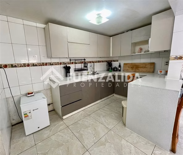Casa en venta de 3 dorm. + 2 B. + 2 Est. en Maipú - Imagen 5