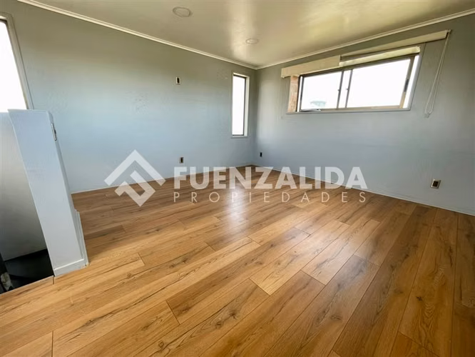 Casa en venta de 6 dorm. en Pudahuel - Imagen 5
