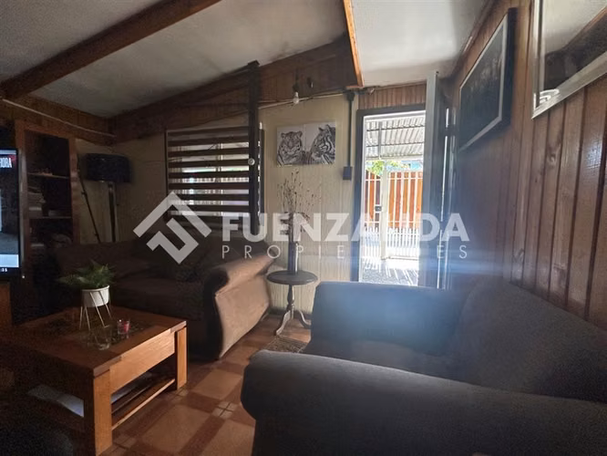 Casa en venta de 6 dorm. en Cerro Navia