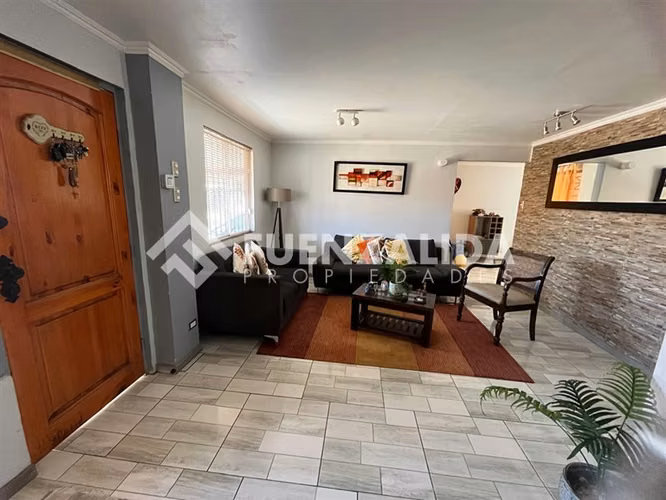 Casa en venta de 5 dorm. en Maipú - Imagen 4