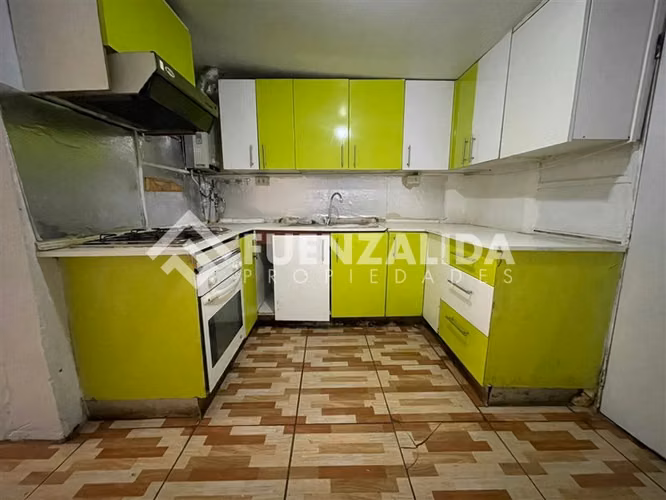 Casa en venta de 4 dorm. en Renca