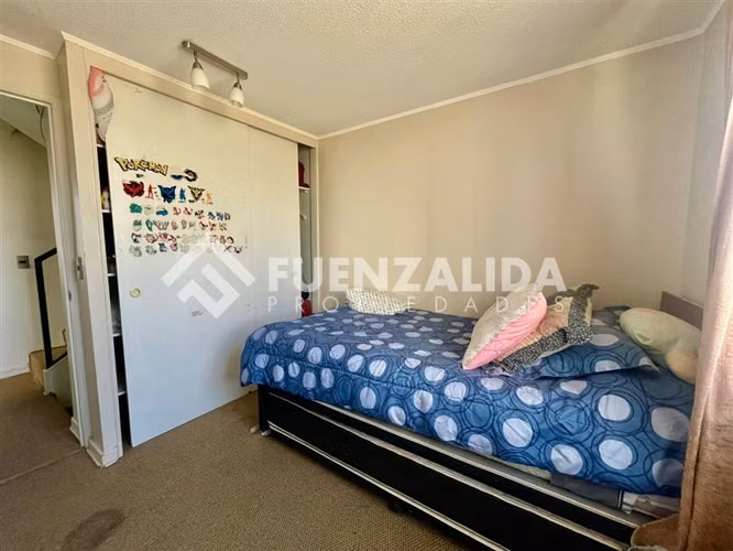 Casa en venta de 4 dorm en El Rosal de Maipú