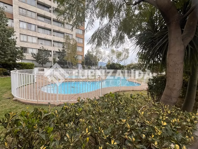 Departamento en venta de 3 dorm. en Maipú