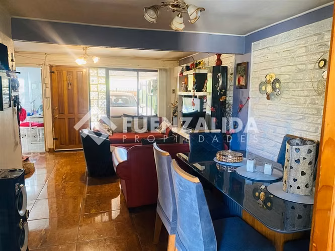 Casa en venta de 3 dorm. en Maipú