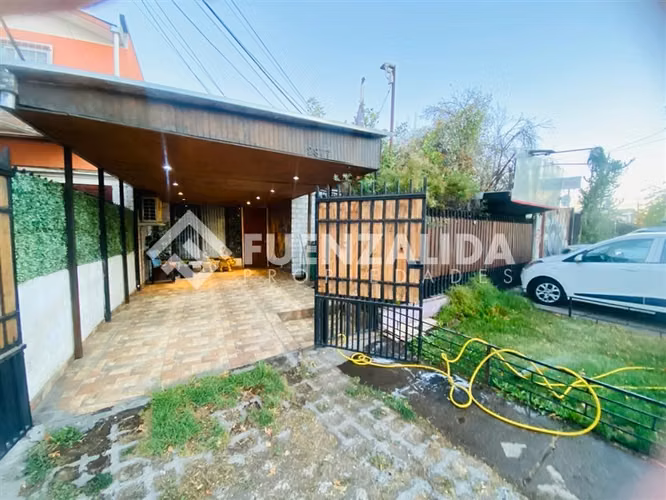 Casa en venta de 3 dorm. en Maipú - Imagen 2