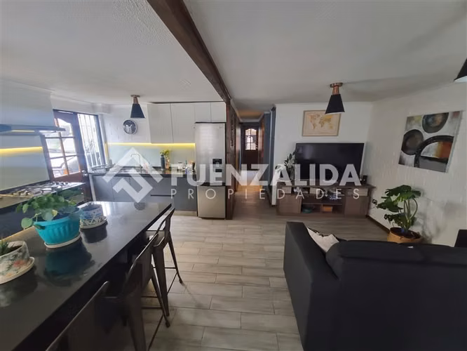 Casa en arriendo de 4 dorm. en Maipú