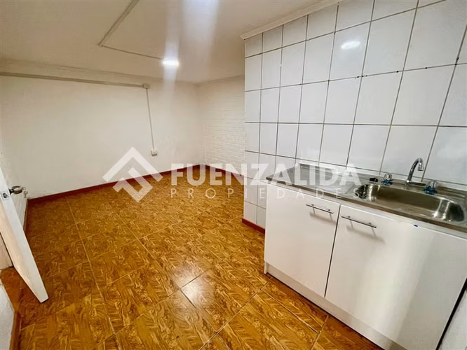 Casa en venta de 3 dorm. acepta ofertas - Imagen 9
