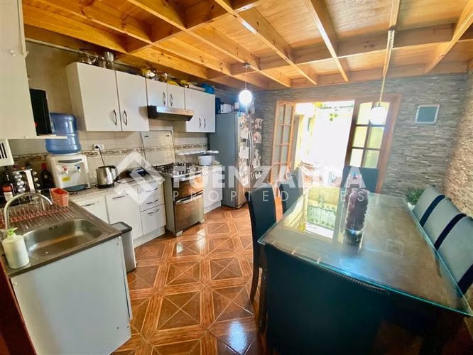 Casa en venta de 3 dorm y 2 baños en Maipú
