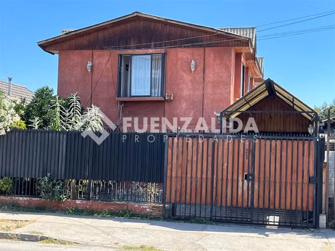 Casa aislada en venta de 3 dorm 2 baños. en Maipú - Imagen 1