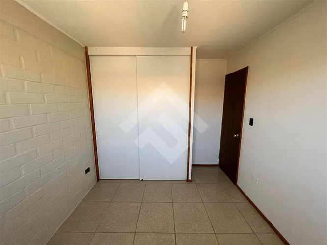 Casa 3 dormitorios, 2 baños, patio, en venta en Lampa