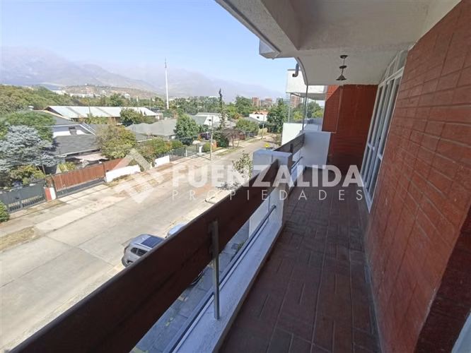 Departamento en venta de 3 dorm. en Vitacura