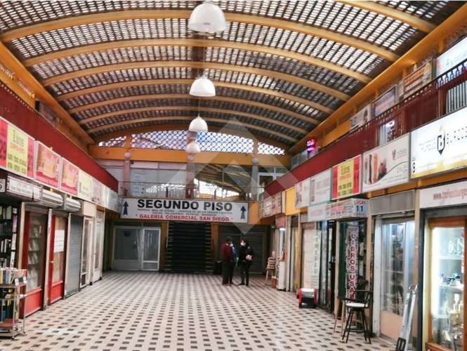 Local Comercial San Diego/Alonso de Ovalle. Metro U.de Chile - Imagen 2