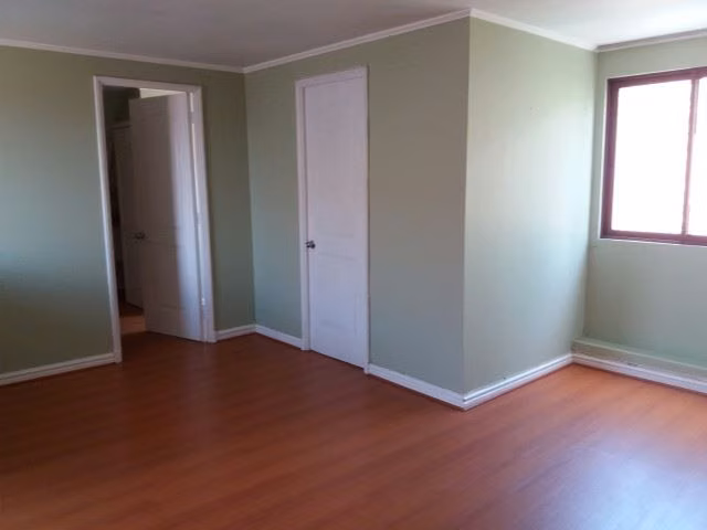 Casa en venta de 5 dorm. en Peñalolén Condominio cerrado