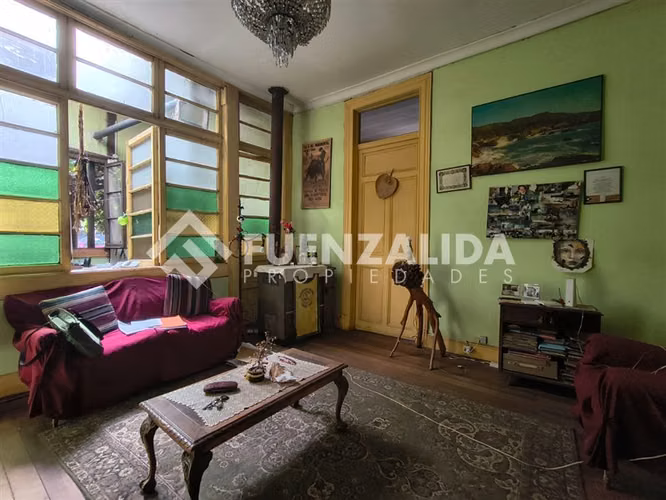 Casa en venta 4D-2B en Ñuñoa - Imagen 2