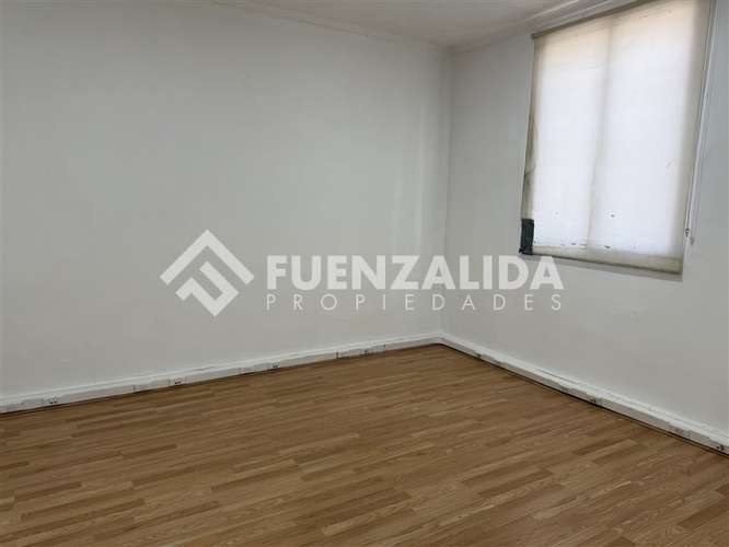 Casa en venta de 5 dorm. en Santiago