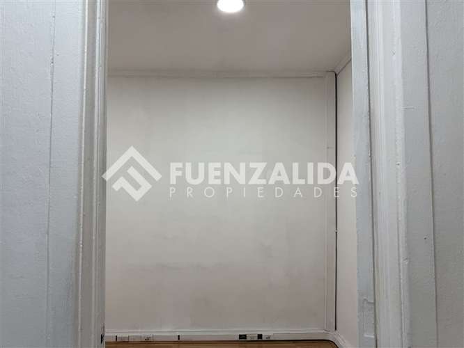 Casa en venta de 5 dorm. en Santiago