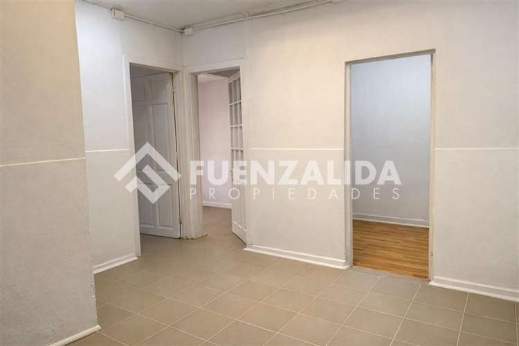 Casa en venta de 5 dorm. en Santiago