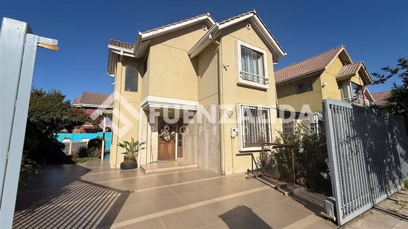 Casa en venta de 3 dorm. en Lampa