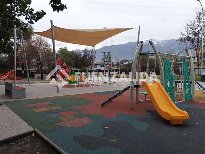 Departamento Duplex en venta de 3 dorm. 1 baño en Macul - Imagen 2
