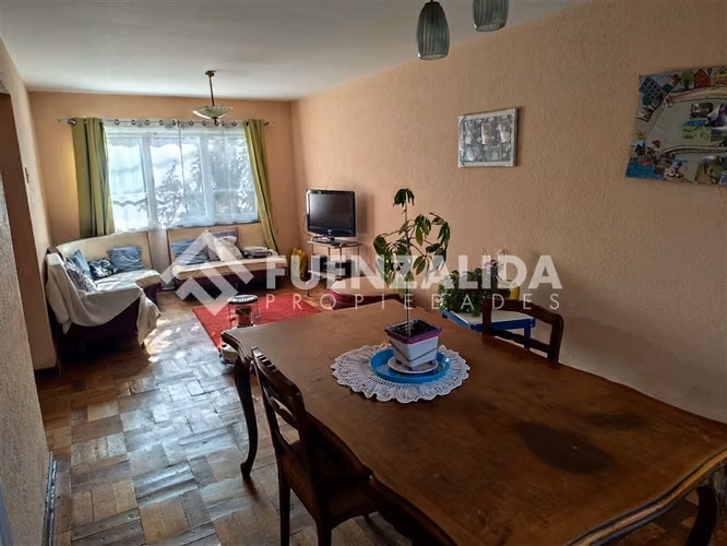 Casa en venta de 5D- 2B Metro Rodrigo de Araya